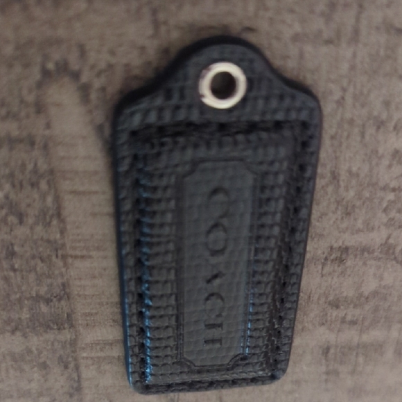 Coach NWOT Tag Black Leather  Accessory Or Key Chain Holder 2Wx3L (Small) - Picture 6 of 12